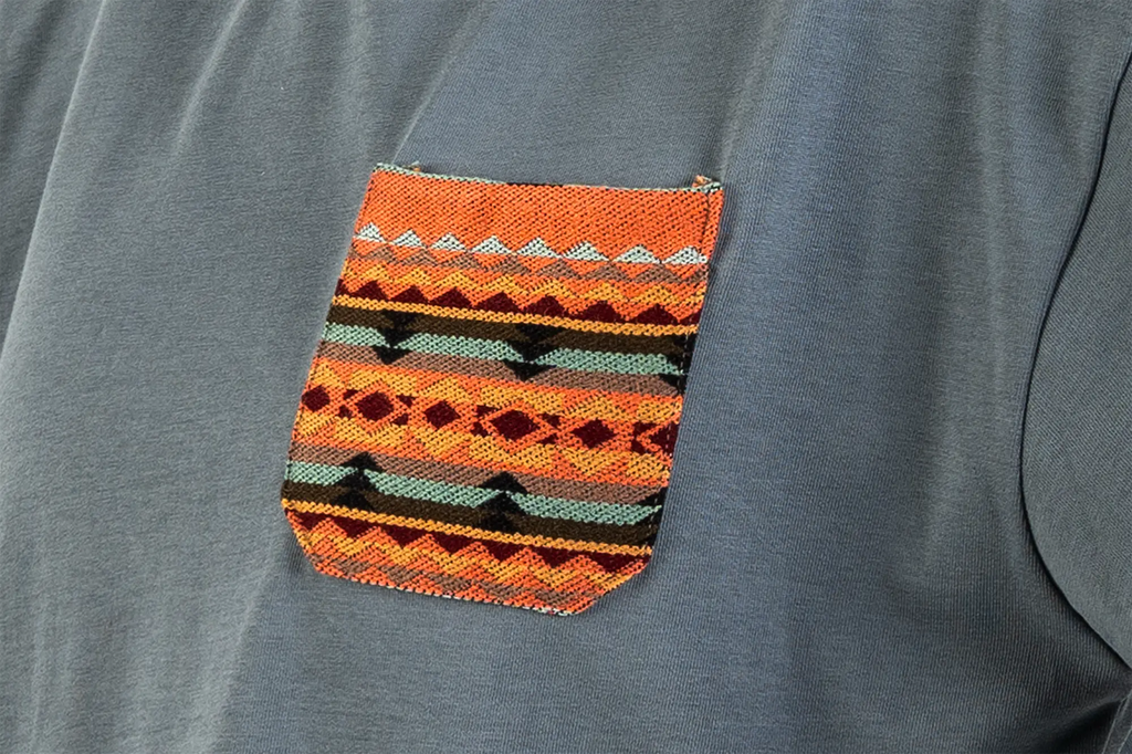 W ETHNIC POCKET STORMY T-SHIRT 01